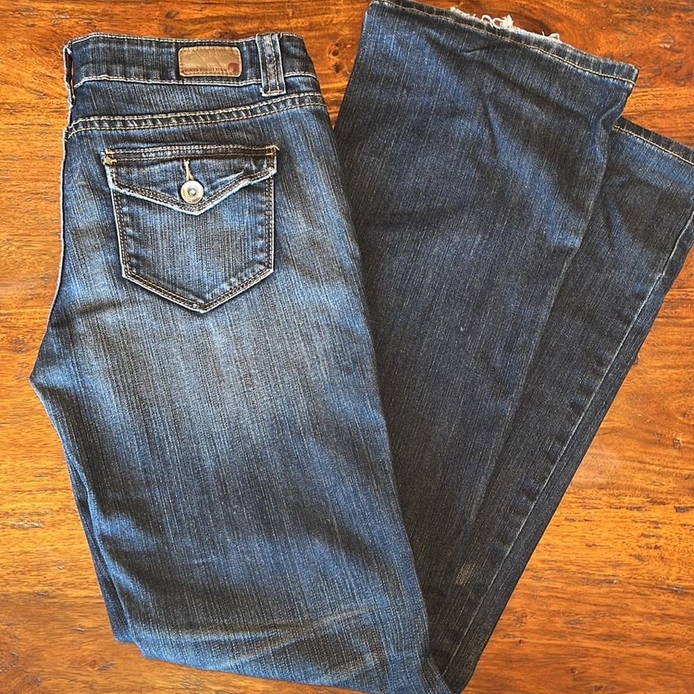 Bluenotes Kate Relaxed Flare Women’s Jeans - size 29/34